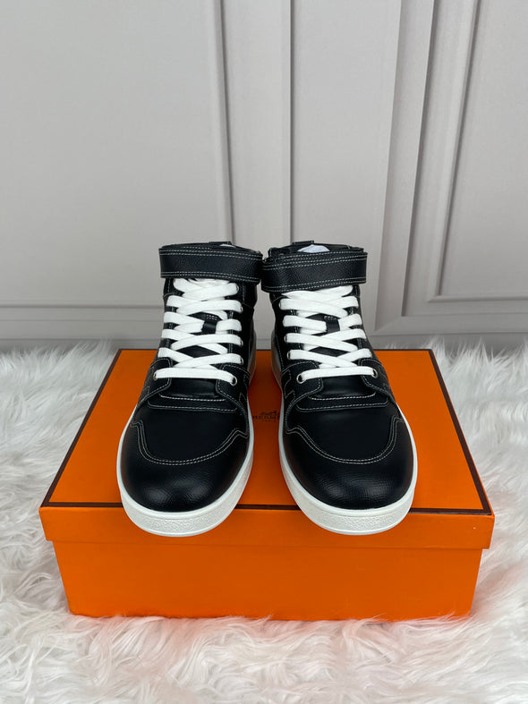 Flat shoes