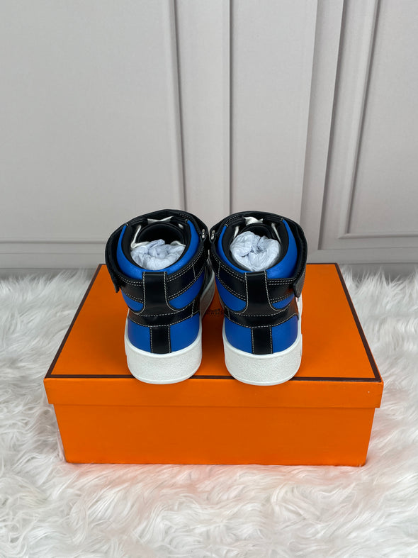Flat shoes