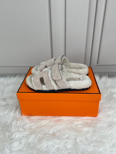 SLIPPER