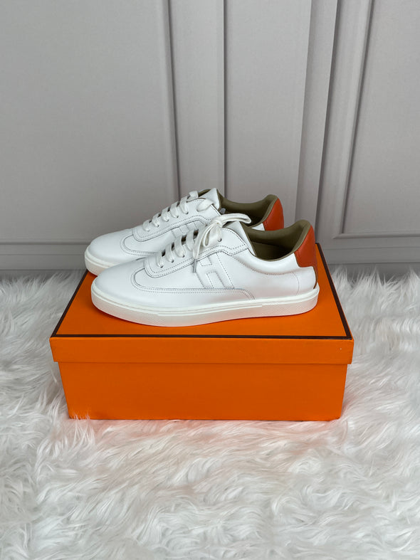 Flat shoes